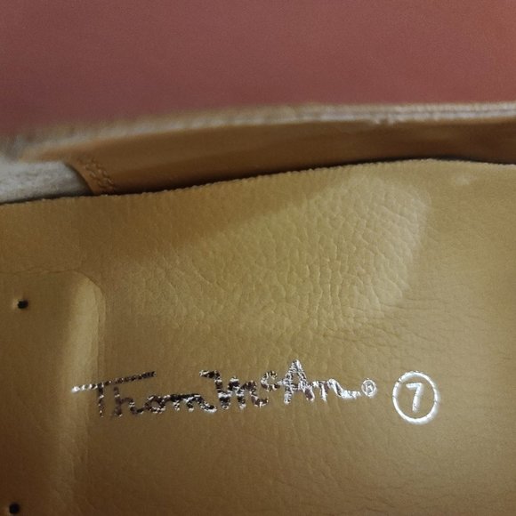 BRAND NEW Ladies Thom McAn Leather Step-In Flat Size 7 Camel Color - Picture 4 of 11